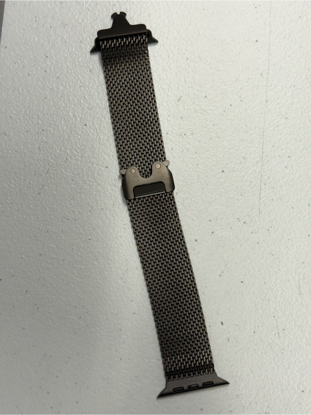 Titanium Milanese Loop for Apple Watch (Small size, fits 44/45/46/49mm cases). - Picture 4 of 7